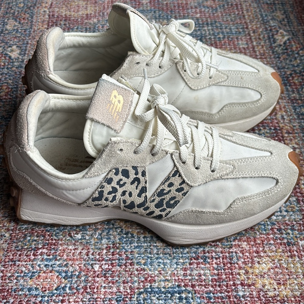 New Balance sneaks
